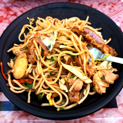 CHICKEN CHOWMEIN