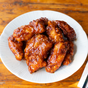 GARLIC NAGA WINGS (4PCS)